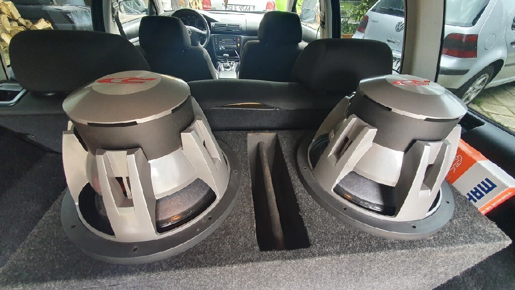 Subwoofer skrzynia basowa 2x30 Alpine SWR1242D Lębork Ogłoszenie