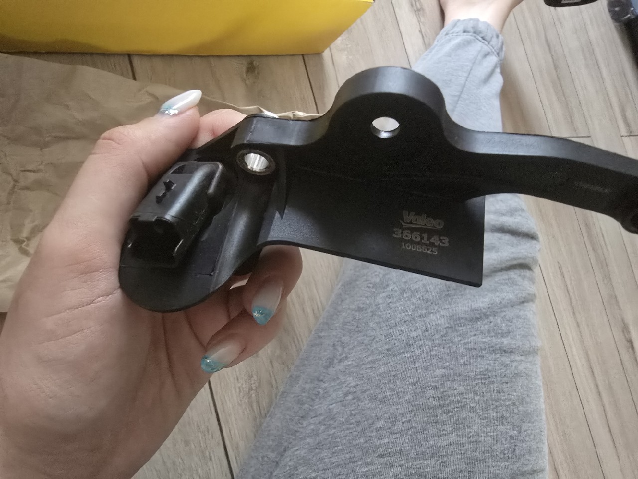 ДАТЧИК ПОЛОЖЕННЯ ПЕДАЛІ ЗЧЕПЛЕННЯ VALEO 366143 CITROEN 