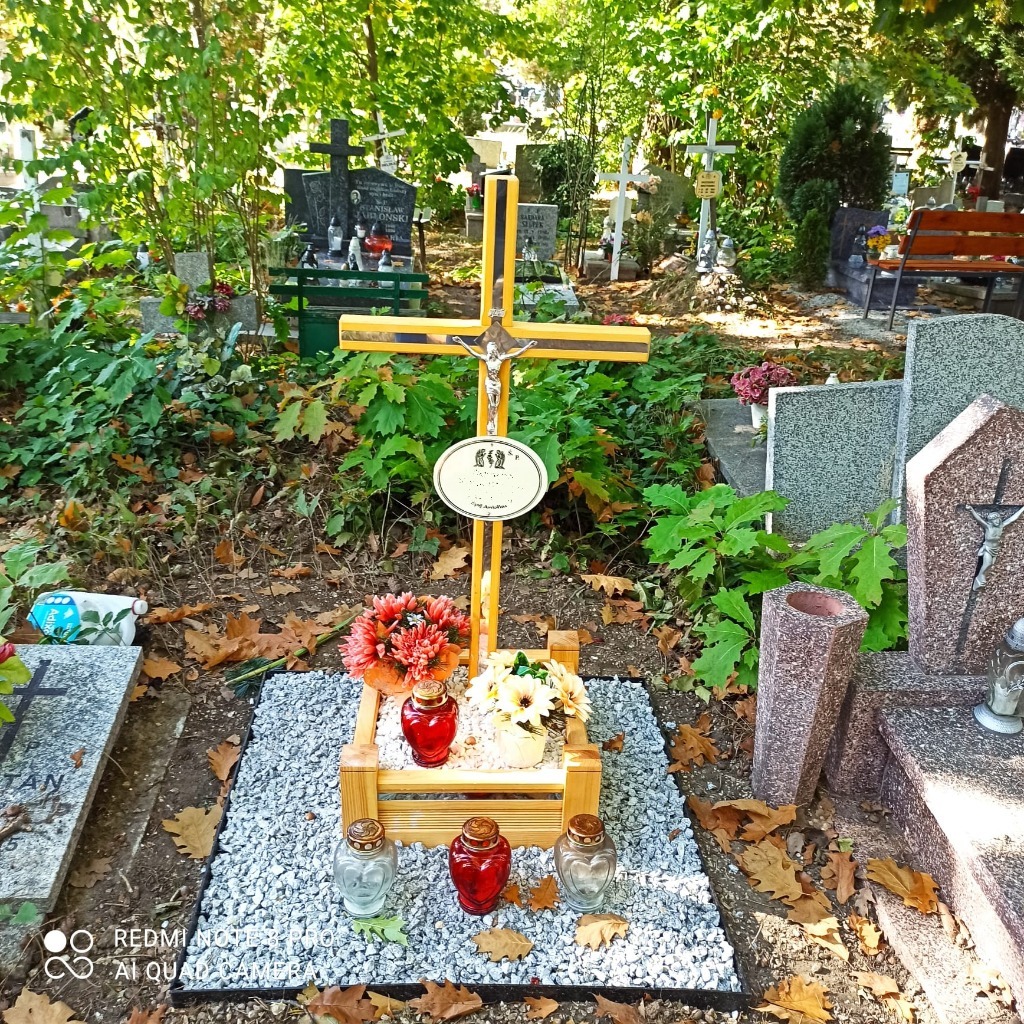 Zdjęcie oferty: Obudowa grobu, ramka nagrobna z montażem Wrocław i