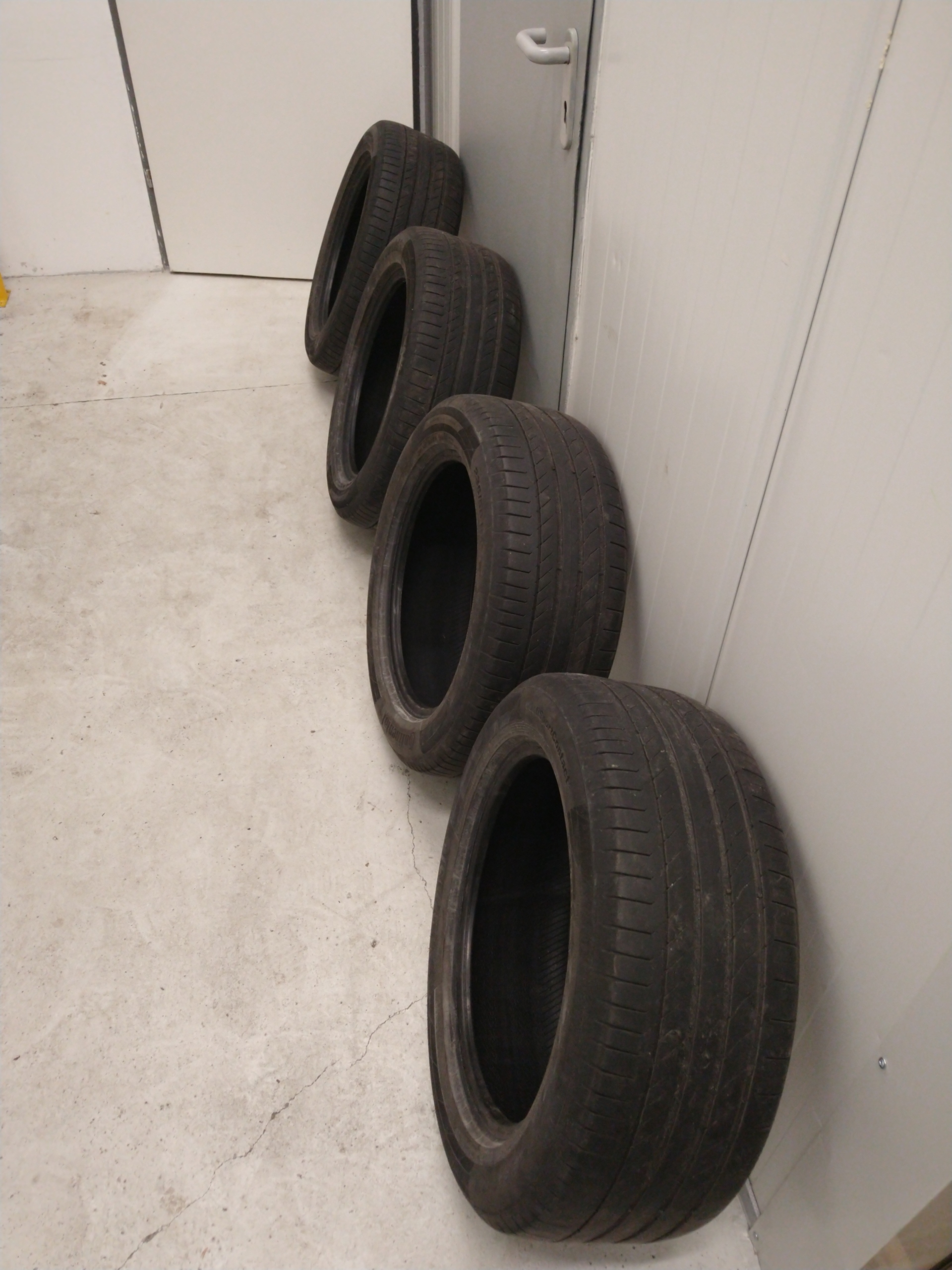 ШИНИ ЛІТНІ CONTINENTAL CONTISPORTCONTACT 5 235/50 R17 96W 