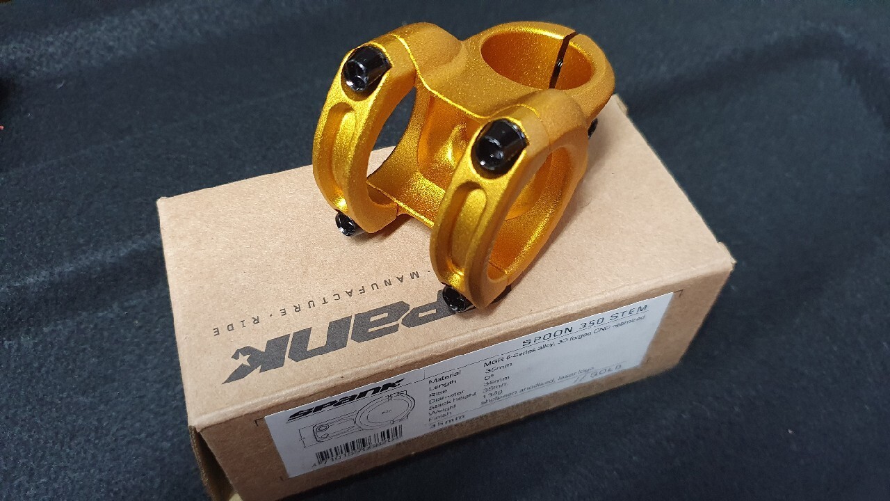 Spank Split 35 Stem | Jenson USA