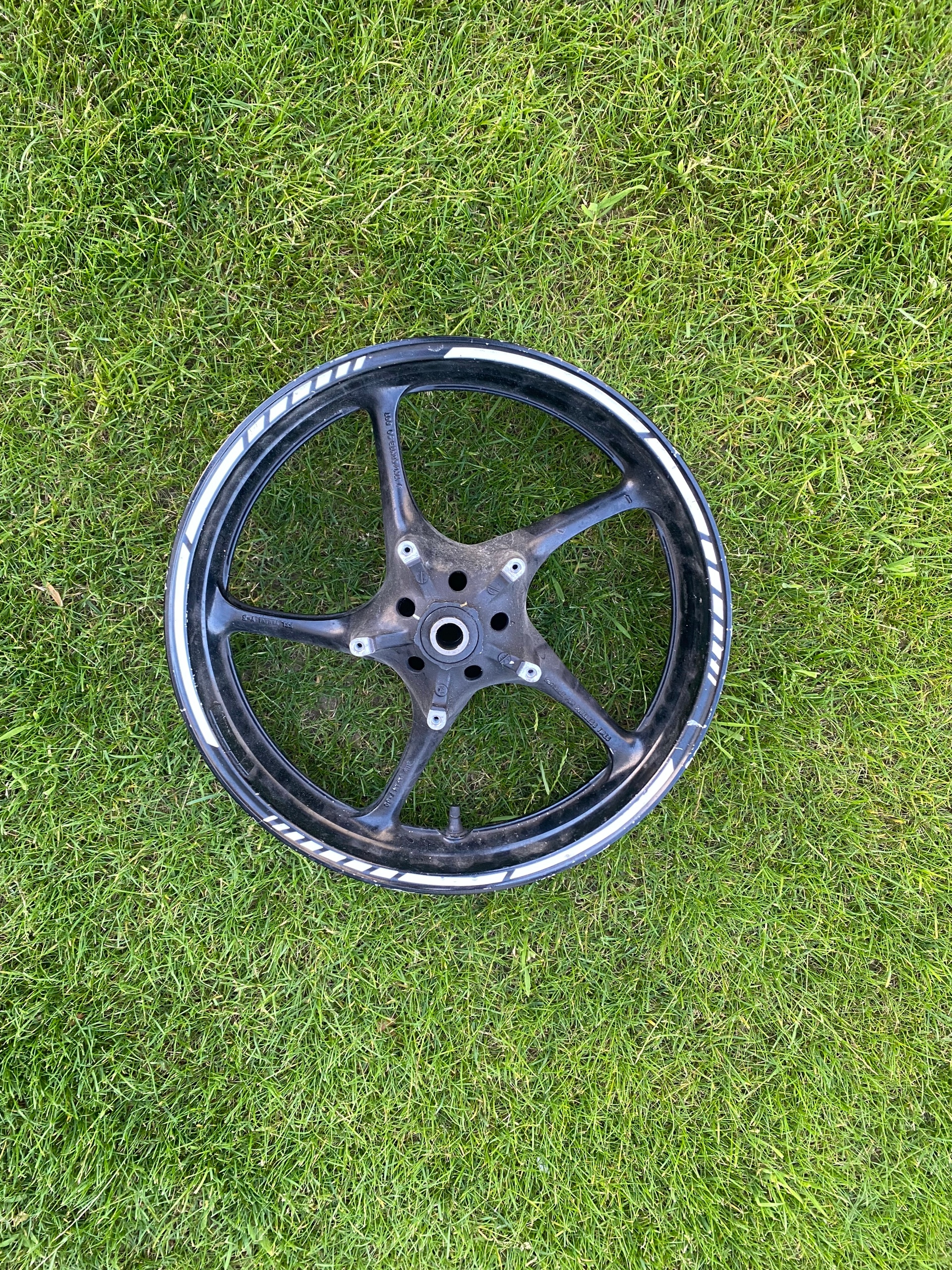 КОЛЕСО ПЕРІД DO YAMAHA R6 RJ11 RJ15 