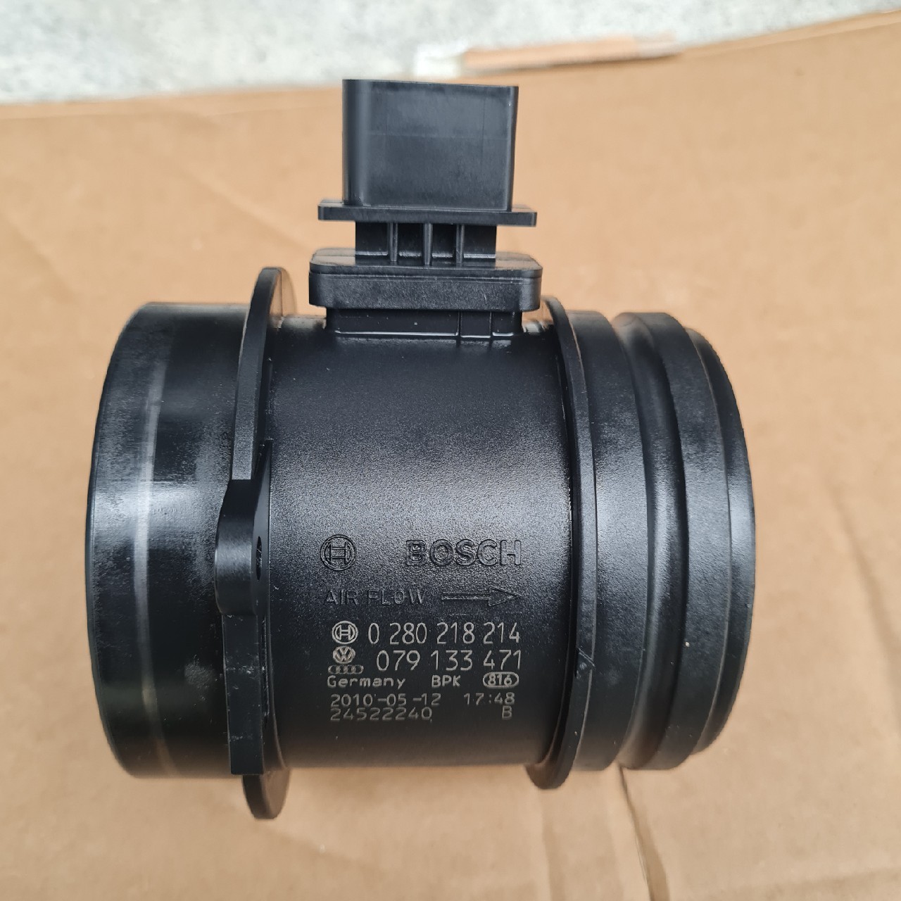 AUDI OE 0280218214 079133471 ВИТРАТОМІР BOSCH 
