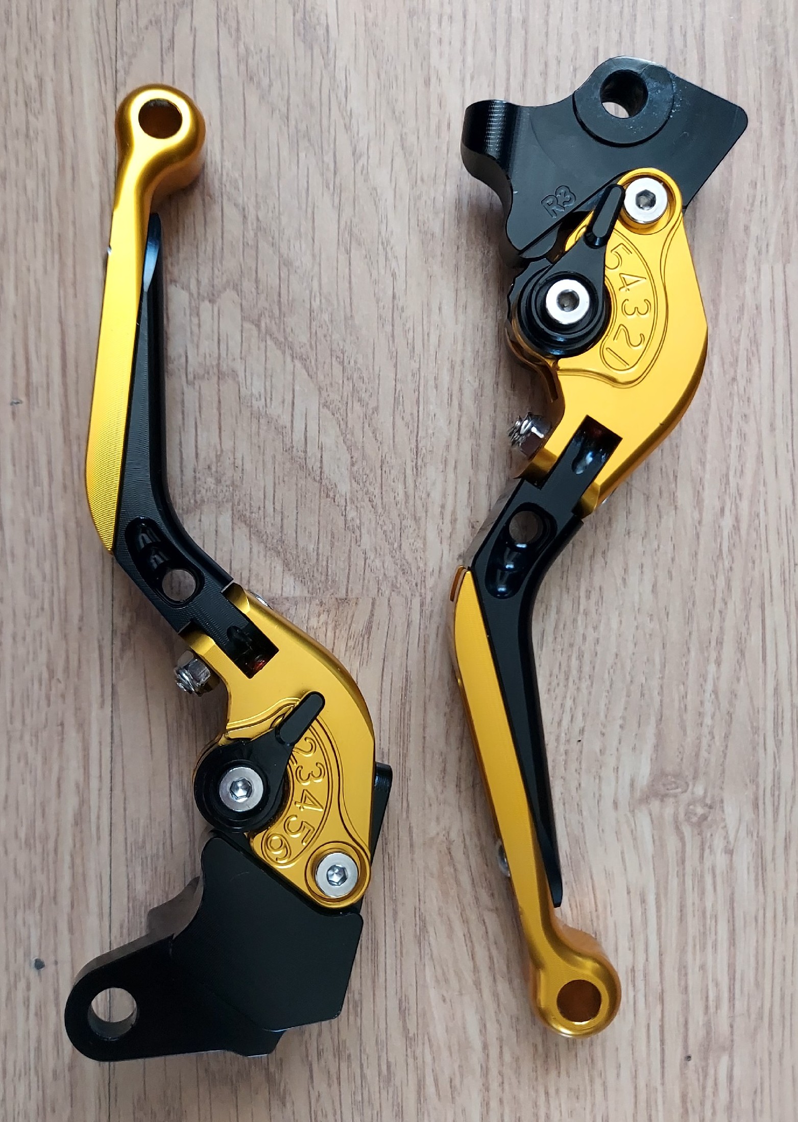 СПОРТИВНЕ РЕГУЛЬОВАНІ SVIRTYS DO YAMAHA YZF-R125 