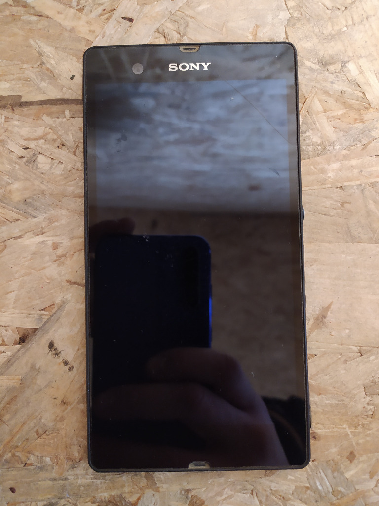 SMARTFON SONY XPERIA Z PM-0270 | Szczytniki nad Kaczawą | Licytacja na ...