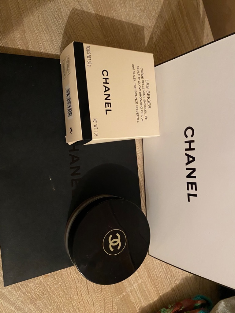 Chanel bronzer / baza, Długosiodło