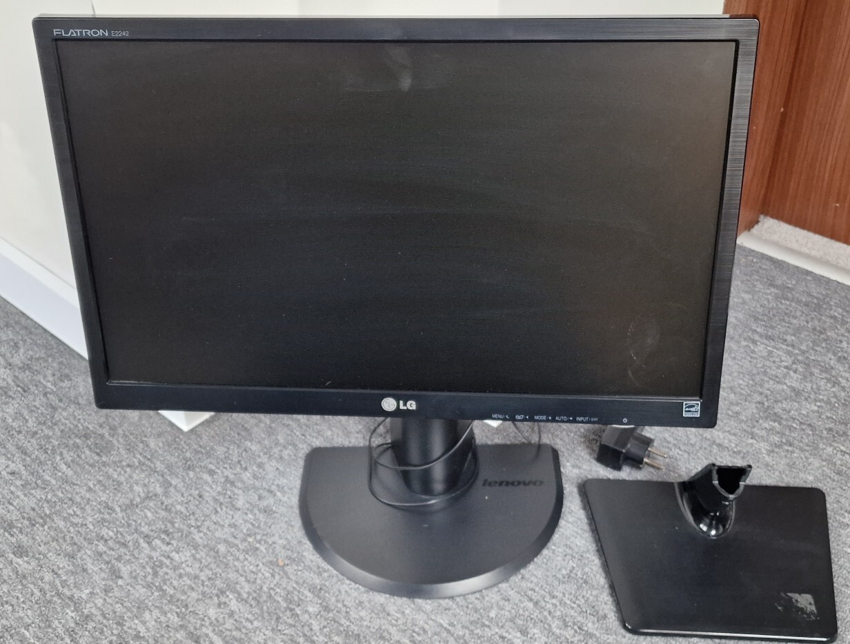 Monitor LG FLATRON E2242 21,5 dodatkowa podstawa Blok Dobryszyce