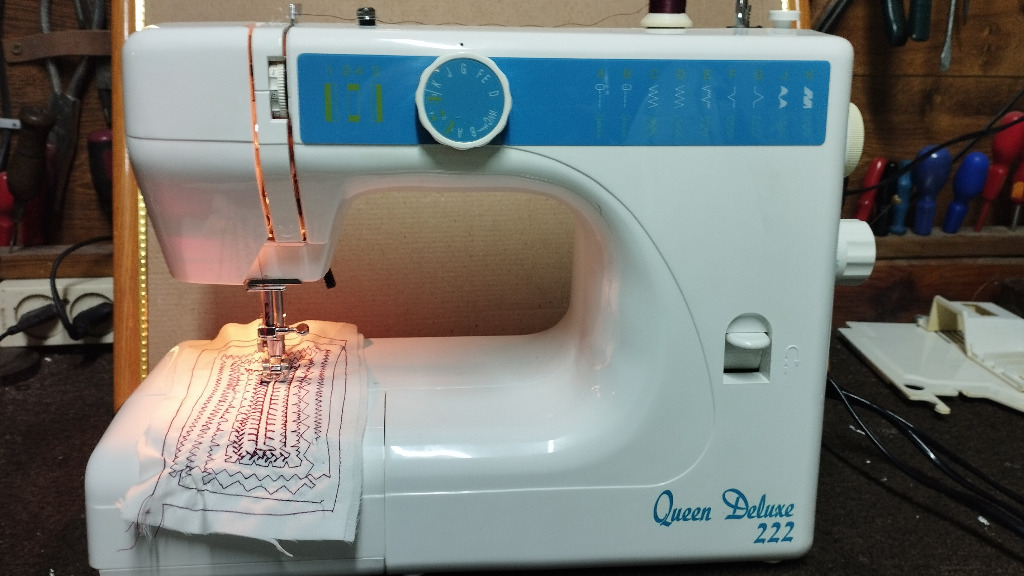 Maszyna do szycia Queen Deluxe 222 Zielona Góra Kup teraz na