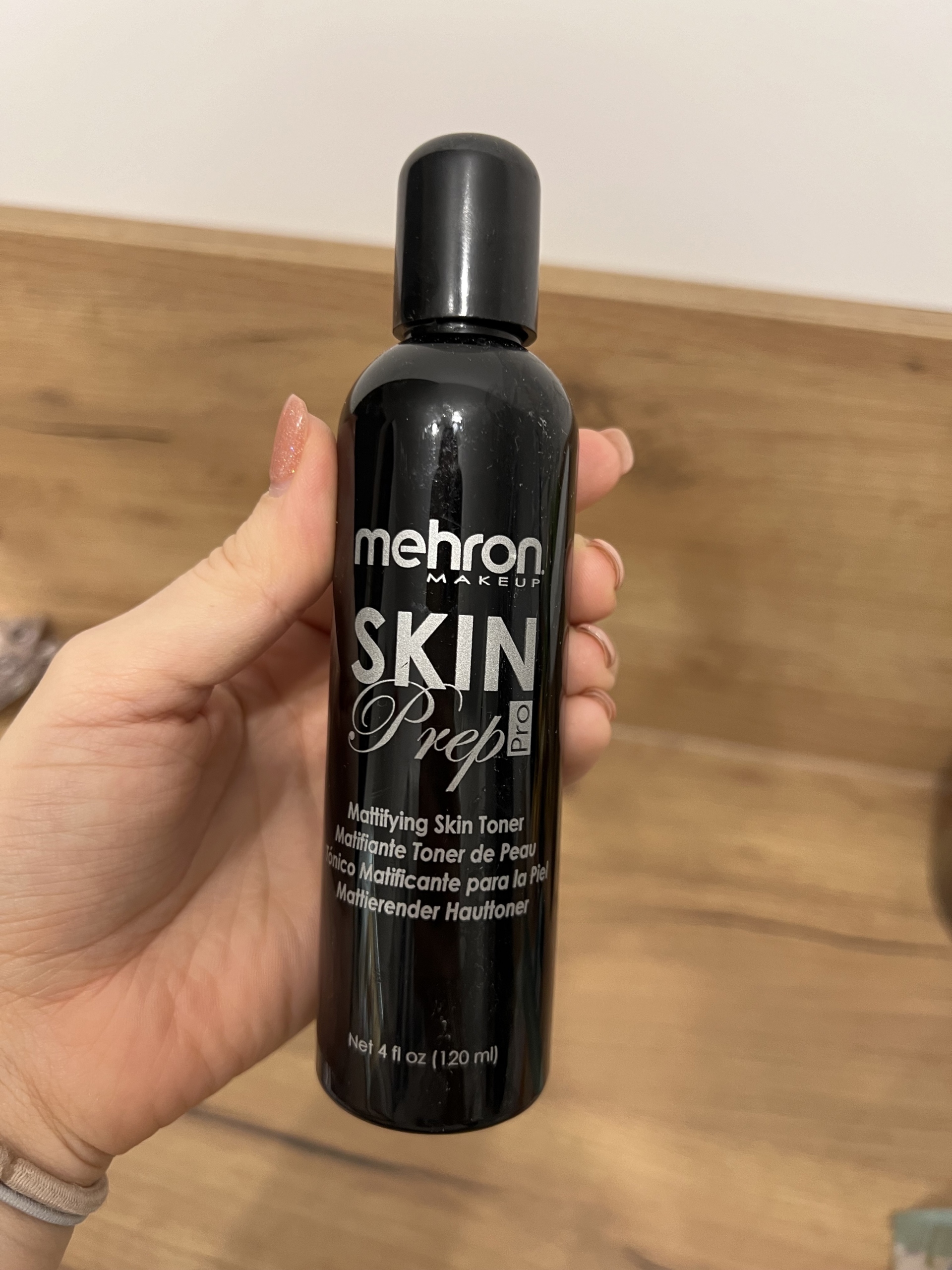 Mehron Makeup Skin Prep Pro Mattifying Skin Toner  