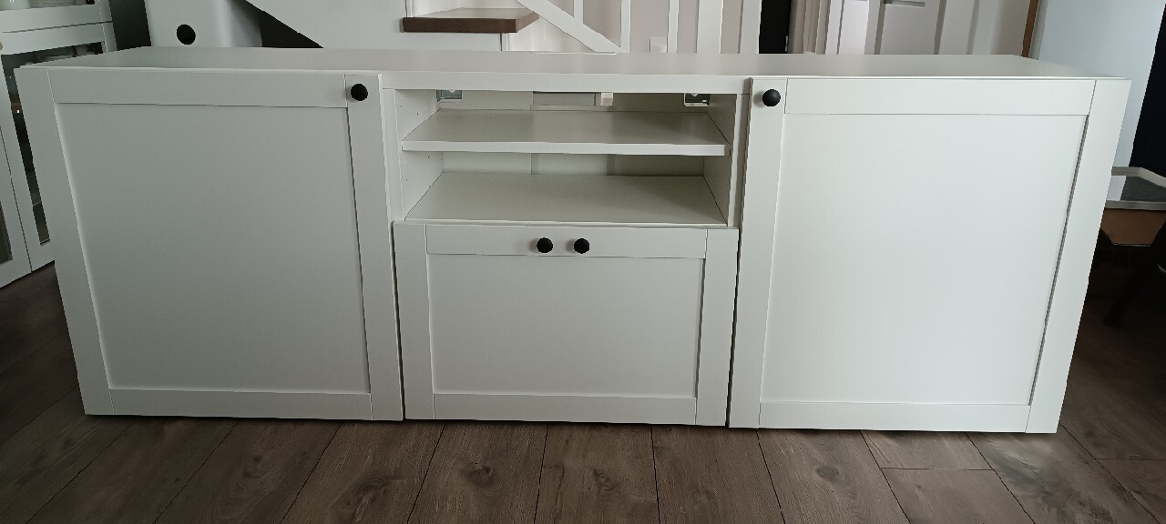 Komoda szafka Besta Ikea 180x42x64 biała gałki Niepołomice