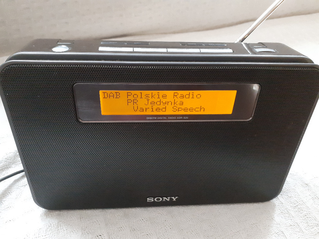 Radio SONY xdrs20 DAB na dzialke garazu lasu Bydgoszcz Licytacja