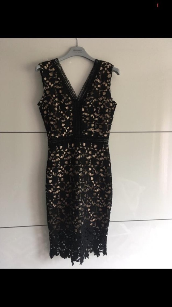Czarna koronkowa sukienka z beżową podszewką. | Wieluń | Kup teraz na  Allegro Lokalnie