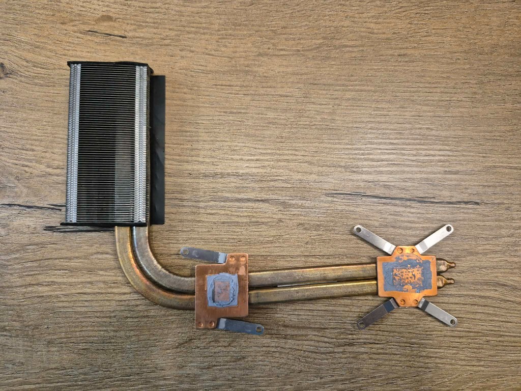 Lenovo G700 : 20251 Radiator Chłodzenie Cooler | Ćmielów | Kup teraz na ...