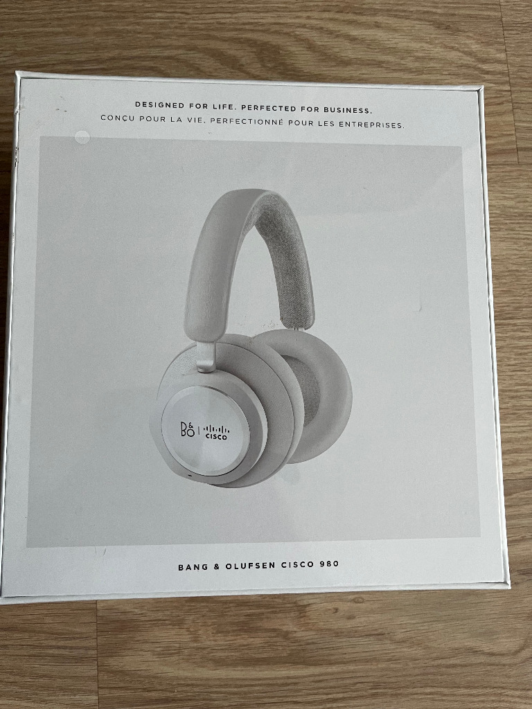 【未開封】Bang & Olufsen Cisco 950 Beoplay EX 481942.jpg