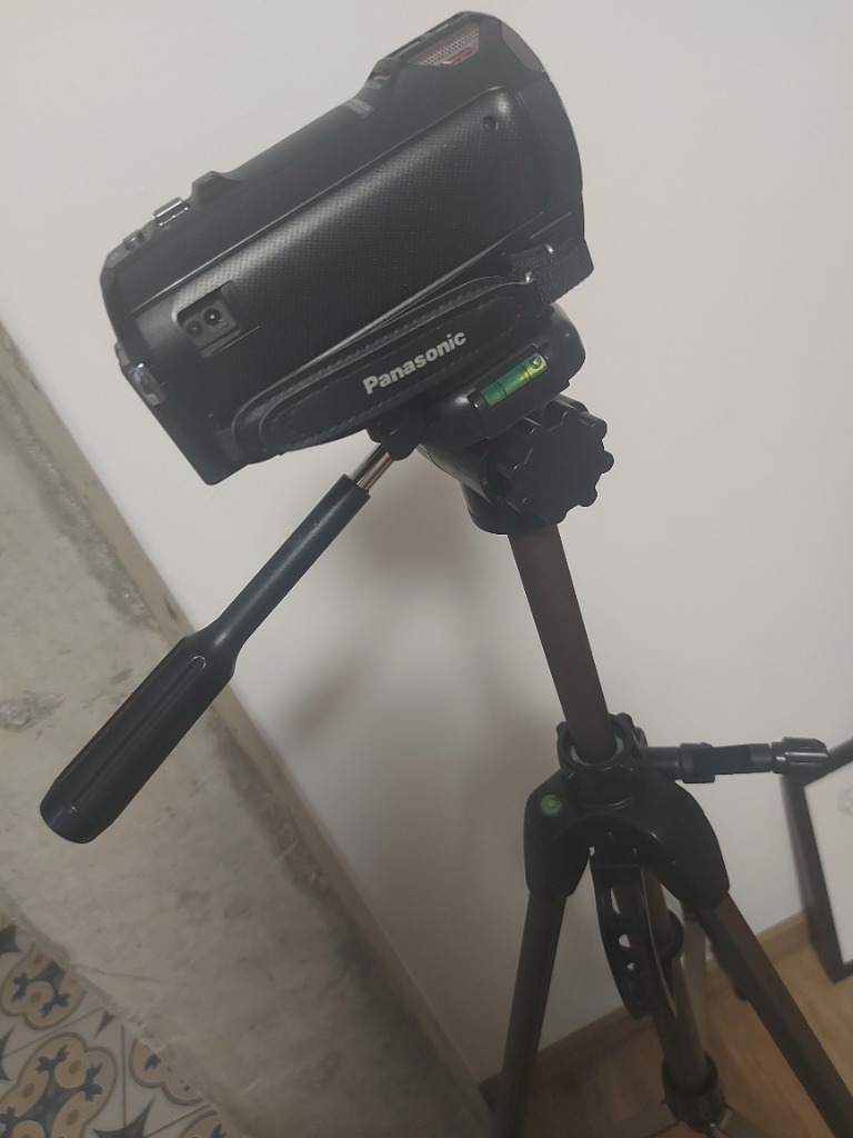 Kamera Panasonic HC-V760 plus statyw | Śrem | Kup teraz na Allegro Lokalnie