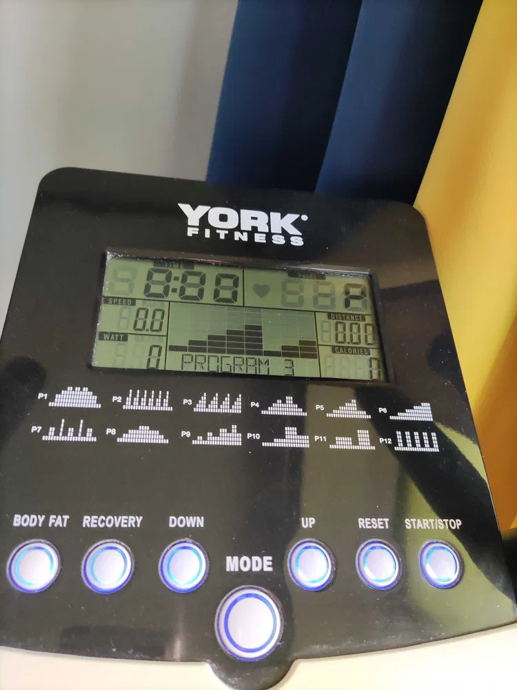 york active 120 cross trainer