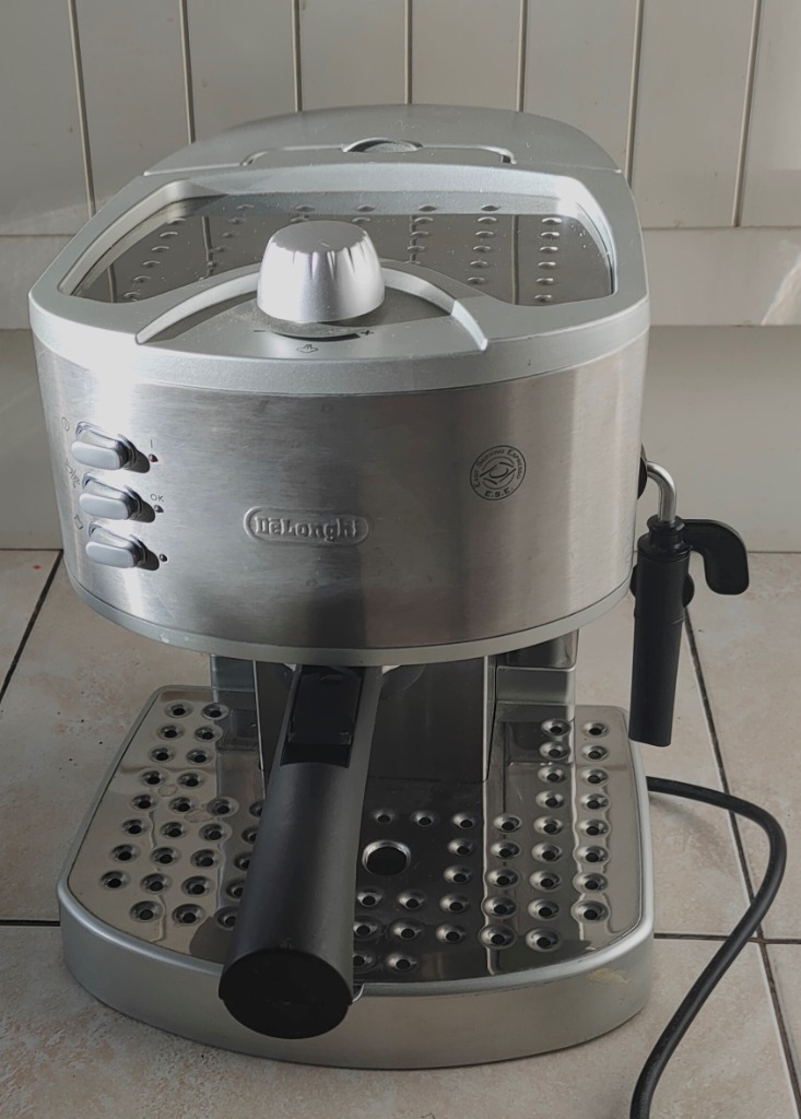 Machine à café Delonghi Expresso EC330S