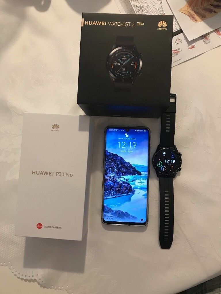 Huawei p30 watch top