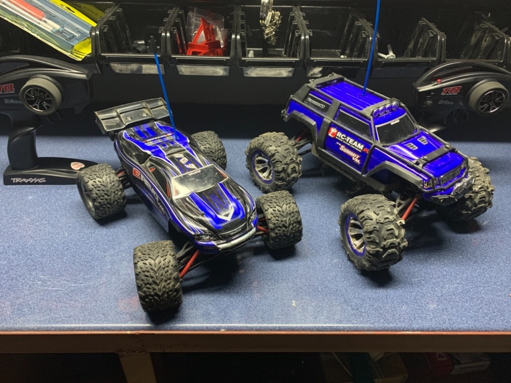 Traxxas E Revo Vxl 1 16 Komplet Lipo 2s 2000max Kup Teraz Za 979 00 Zl Drzewica Allegro Lokalnie