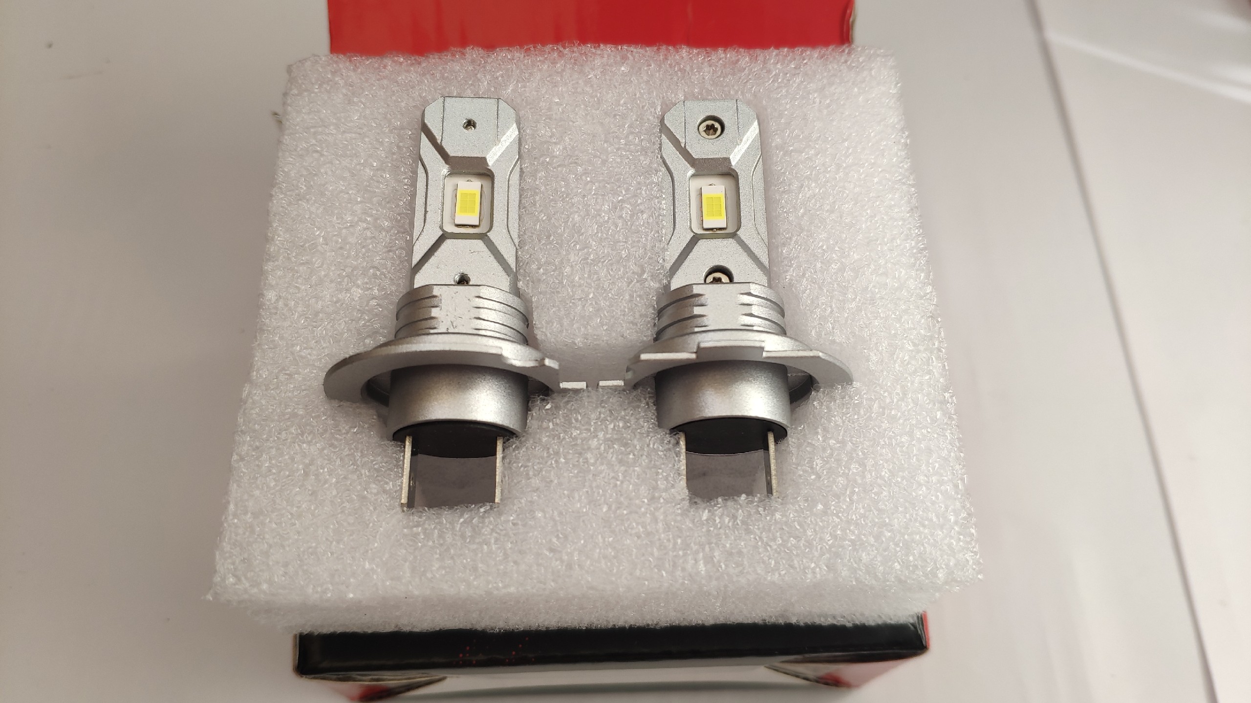 ЛАМПОЧКИ LED (СВІТЛОДІОД) H7 CANBUS V115 30000LM 6000K ХОЛОДНА BIEL | КОМПЛЕКТ 2 SZT. НОВЕ 