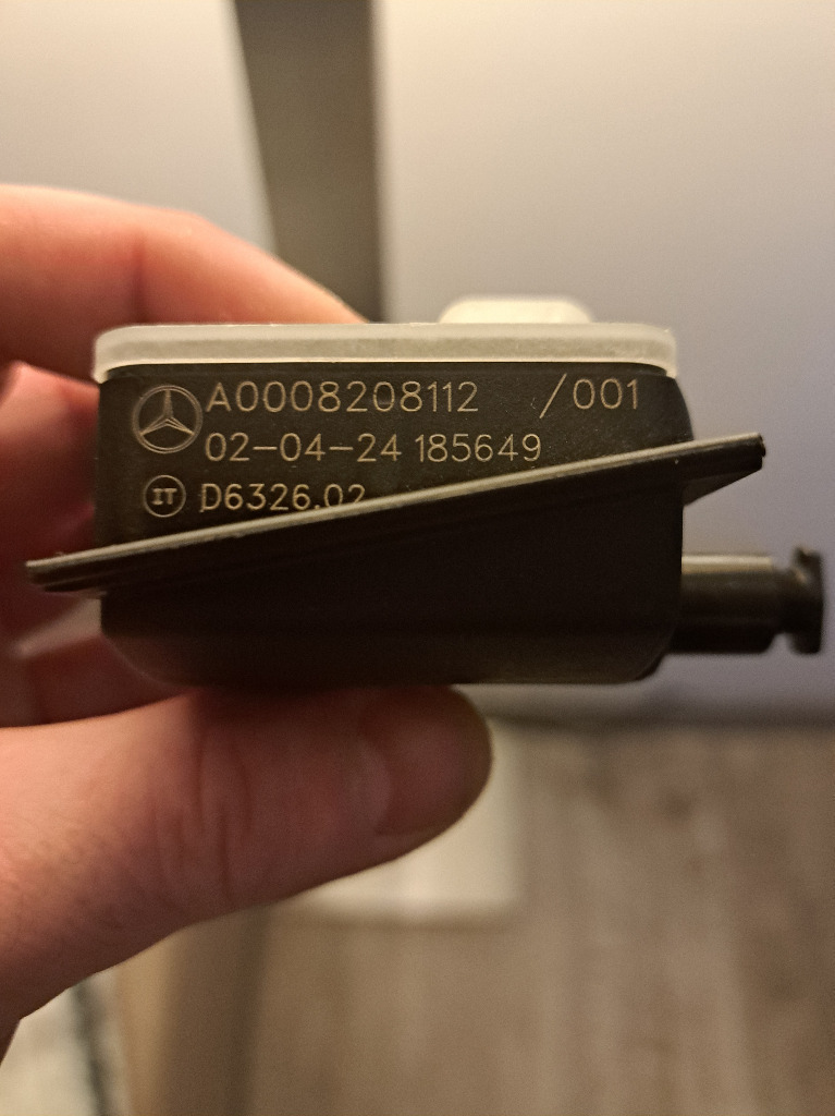 ЗАМОК СЕРВОПРИВІД MERCEDES A0008208112 I A0008208012 A0008207605 