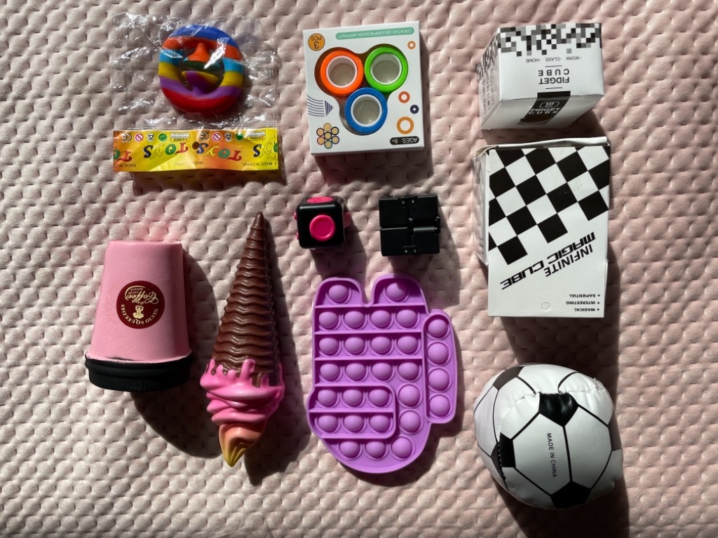 Fidget Toys zestaw + NIESPODZIANKA Fidget Toys Warszawa Kup teraz