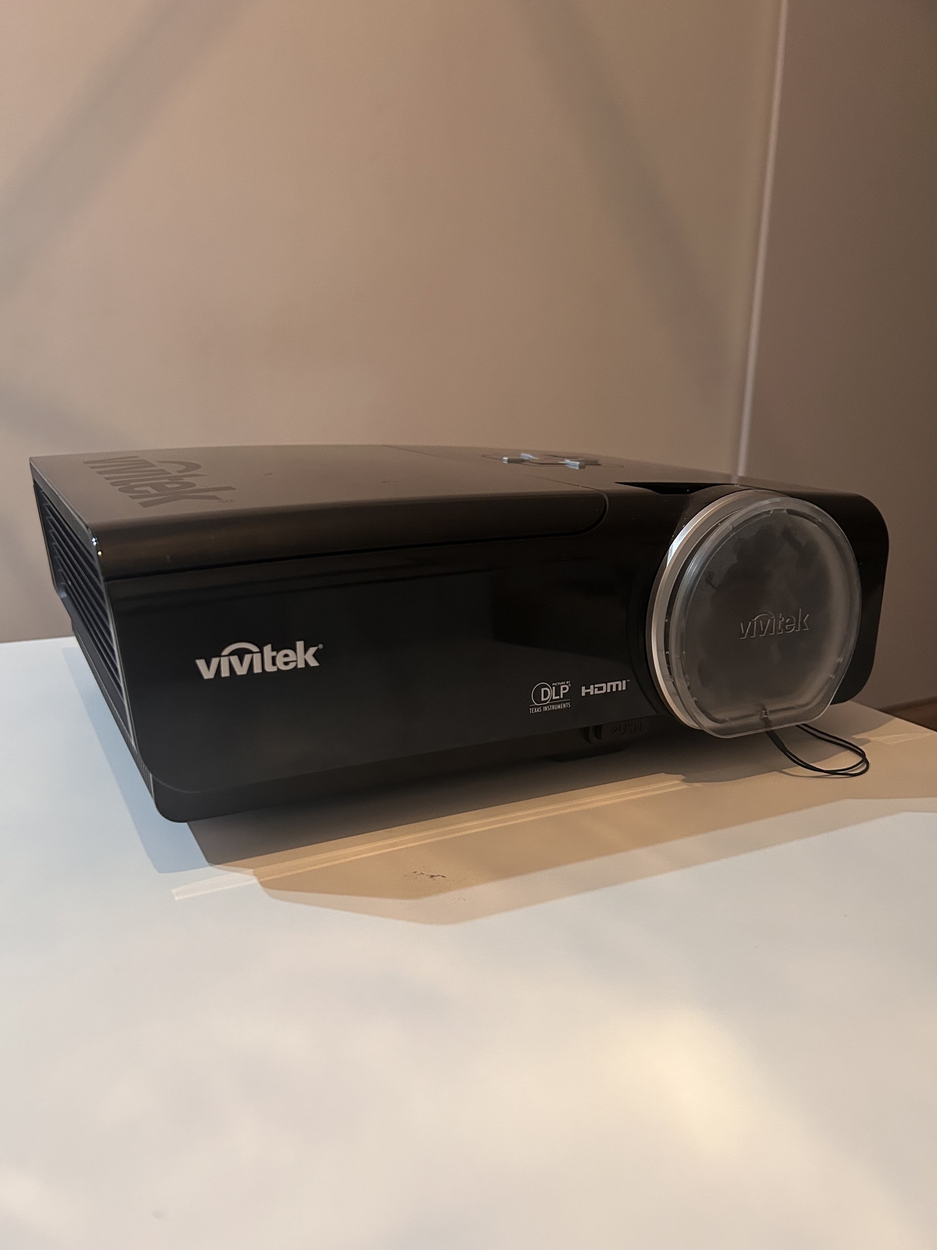 Projektor Vivitek D963HD Warszawa Kup teraz na Allegro Lokalnie