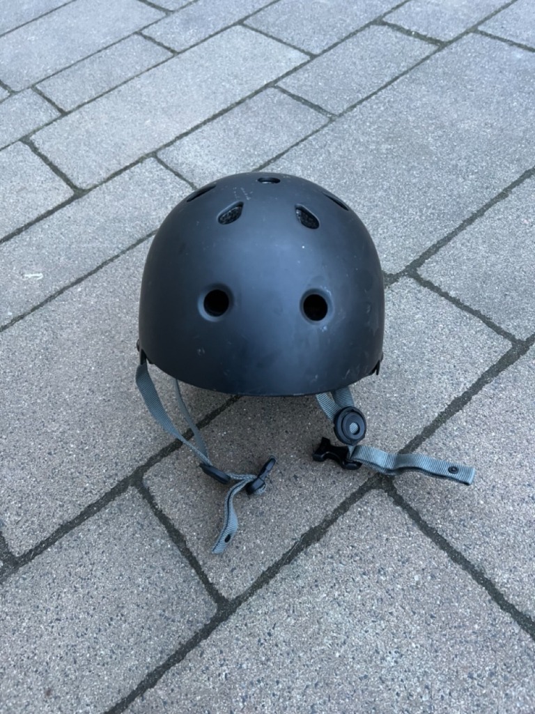 Rower Kross ELI 20 cali z kaskiem Kraków Ogłoszenie na Allegro Lokalnie