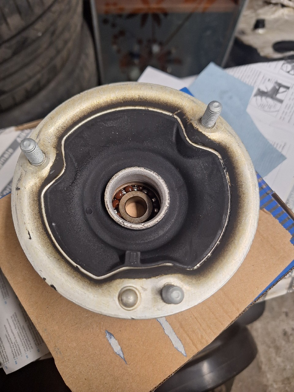 SACHS 802186 ПОДУШКА АМОРТИЗАТОРУ ПЕРІД BMW E90 