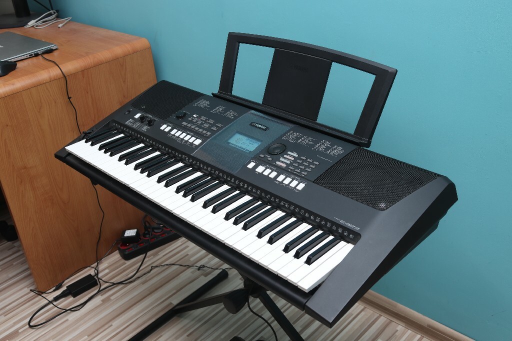 Keyboard Yamaha PSR E 423 + STATYW + PEDAŁ SUSTAIN Wisła Kup teraz