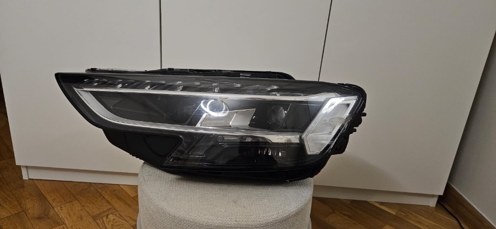 ФАРА AUDI A8 D5 РЕСТАЙЛ ПОВНИЙ LED (СВІТЛОДІОД) MATRIX 4N0941035C 