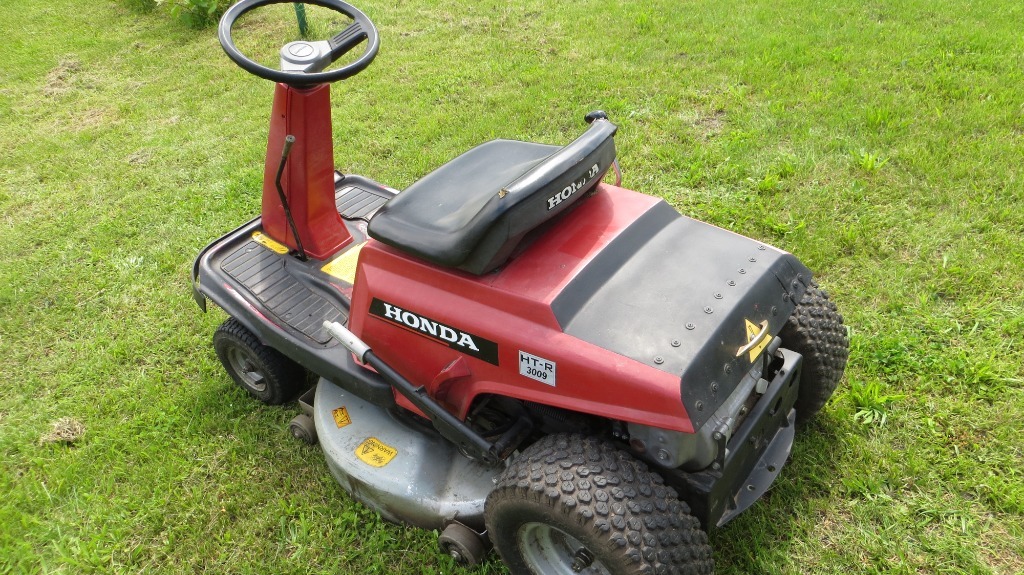 Kosiarka traktorek Honda HTR 3009 | Śrem | Ogłoszenie na Allegro Lokalnie