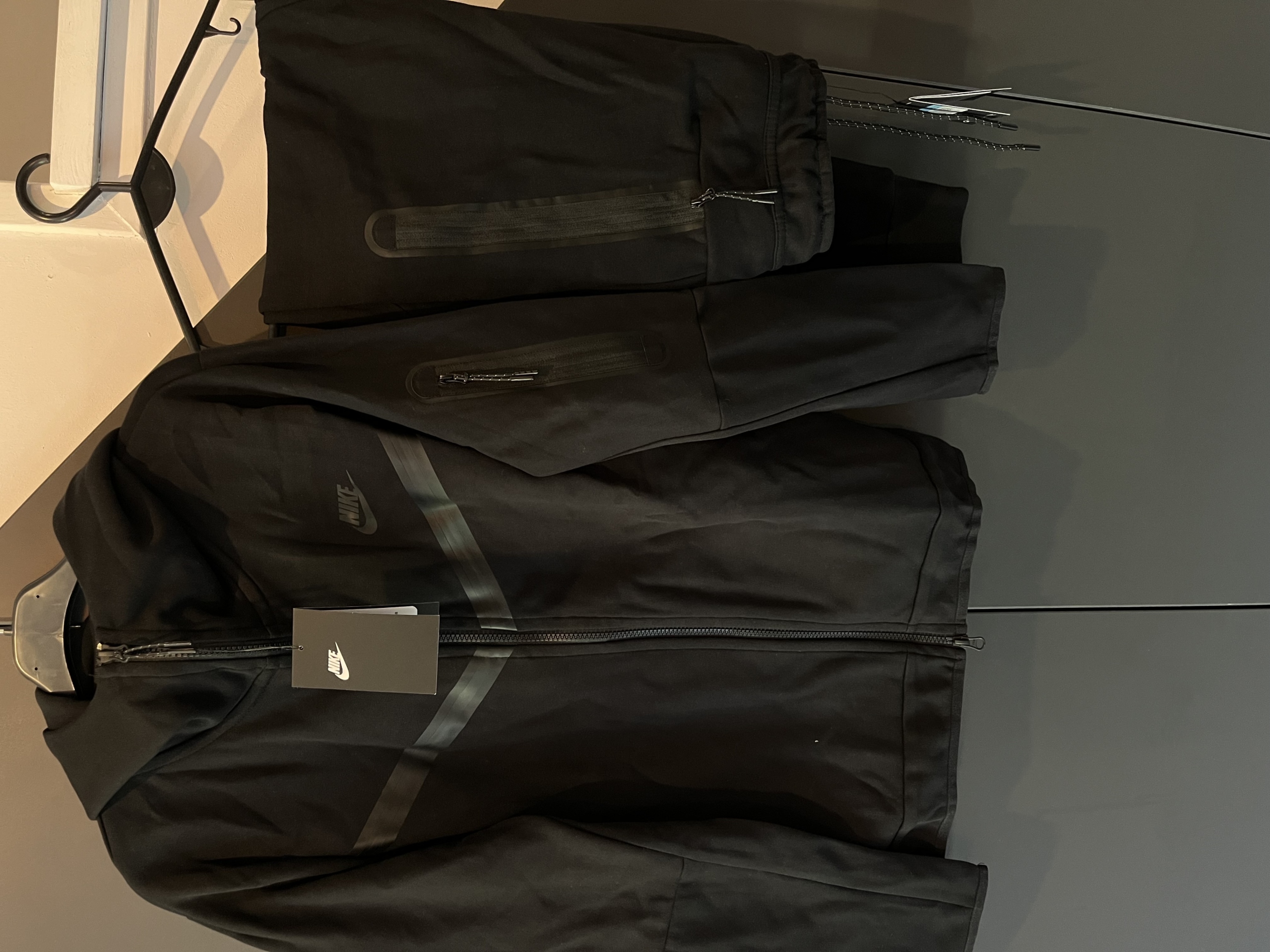 Nike Tech Fleece roz.S czarny bluza i spodnie Słupsk Kup teraz na Allegro Lokalnie