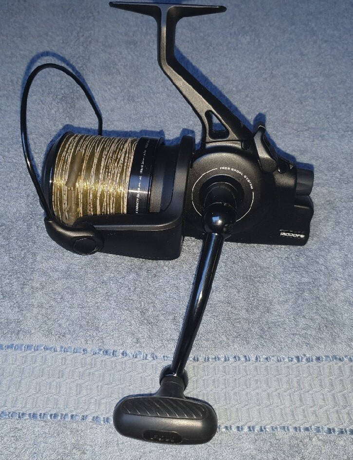 Moulinet De Pêche Fox 12000FS Reel EOS - Pour Carpe, Brochet - Corps Graphite - 10 Roulements - 843g