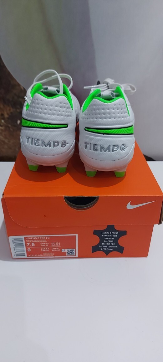nike tiempo legend pro 8