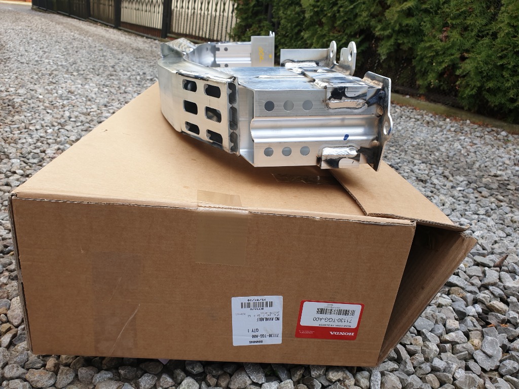 Wzmocnienie Belka Zderzaka Przod Honda Civic X Usa Kup Teraz Za 600 00 Zl Warszawa Allegro Lokalnie