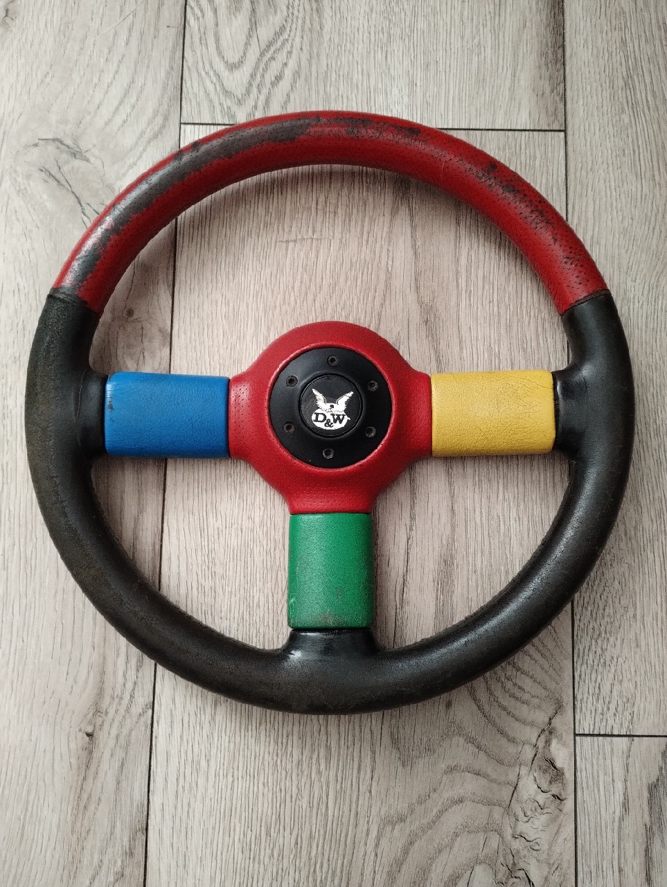 momo③ Руль спортивная momo f35 d& в tri color vag Купить в Украине: б/у