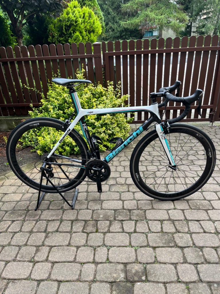 bianchi superleggera carbon