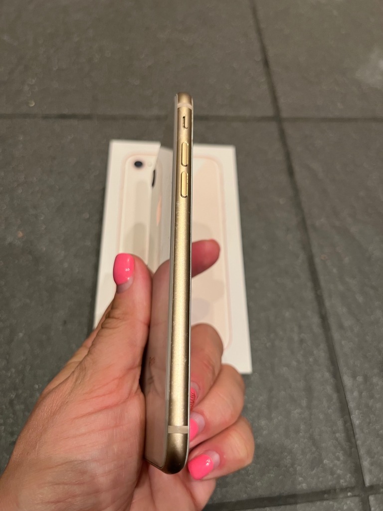 iphone-8-64-gb-z-oty-warszawa-og-oszenie-na-allegro-lokalnie