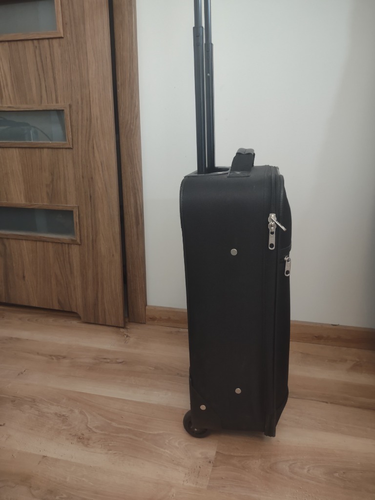 Oryginalna Walizka Primark Carry On. Primark Kraków Kup teraz na