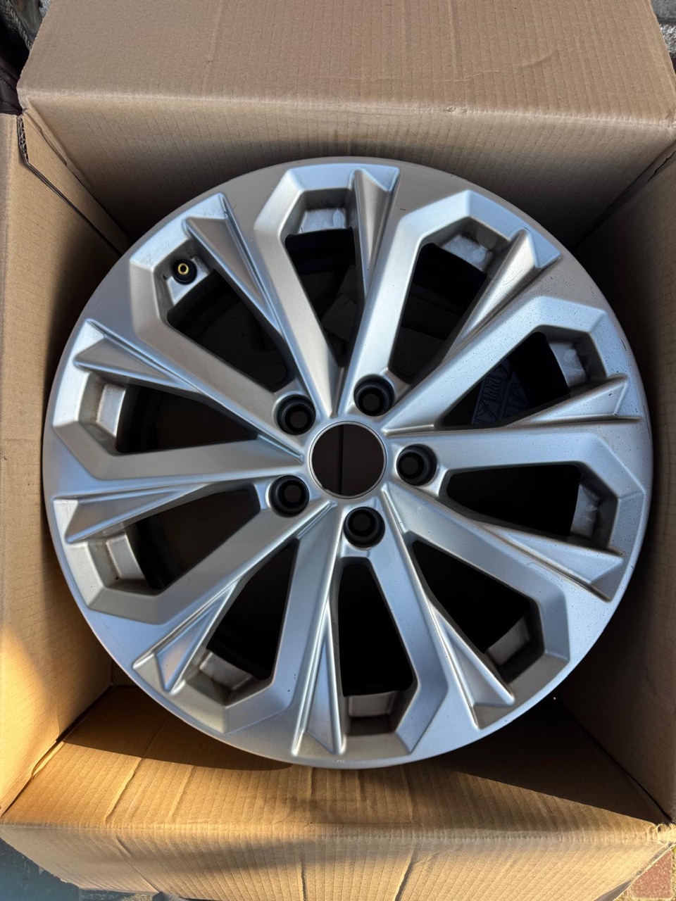 ДИСК АЛЮМІНІЄВА AUDI 8W0601025L 7.5X17'' 