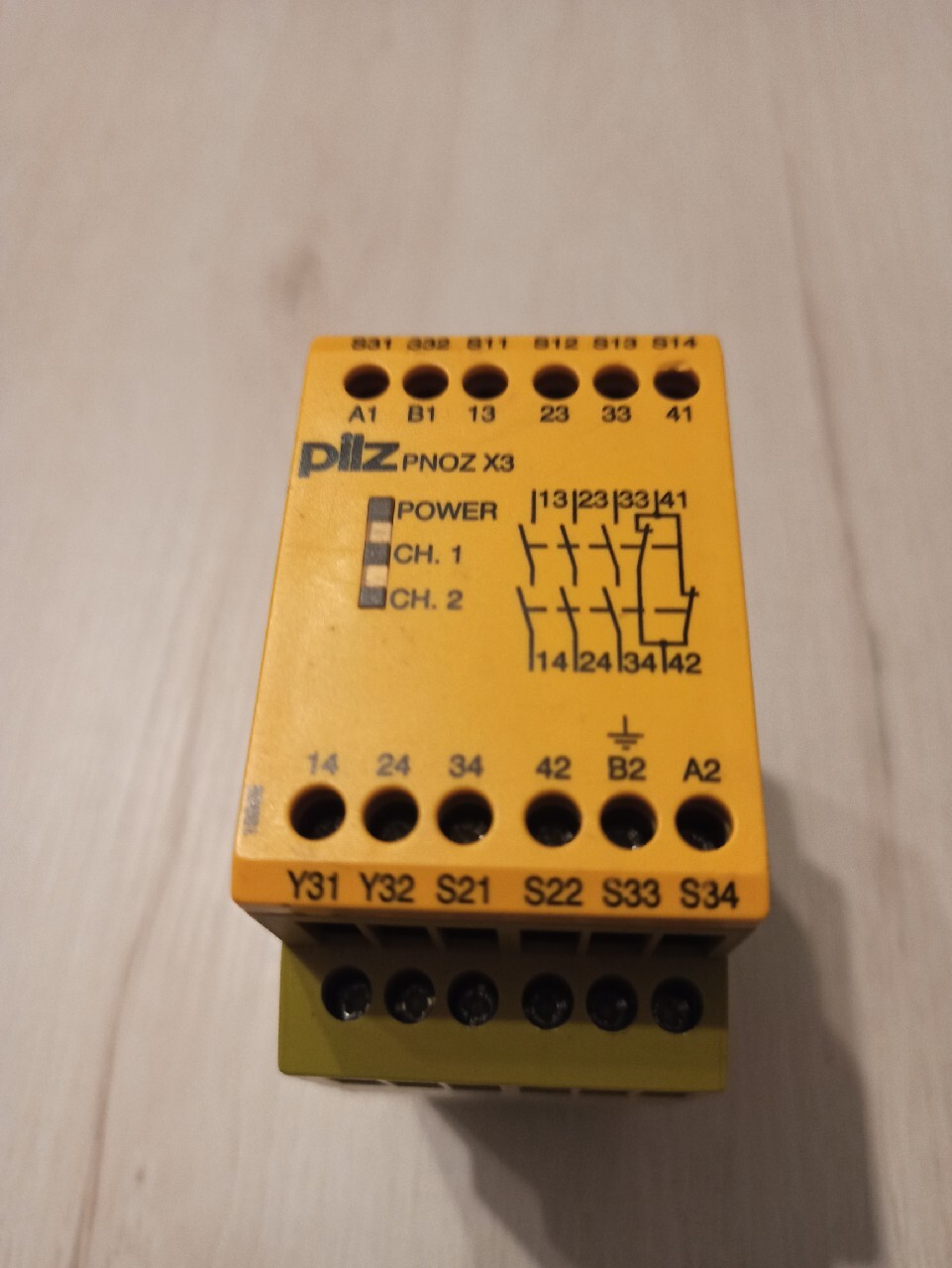 PNOZ X3 230VAC 24VDC 3n/o 1n/c 1so | Poznań | Kup teraz na Allegro Lokalnie