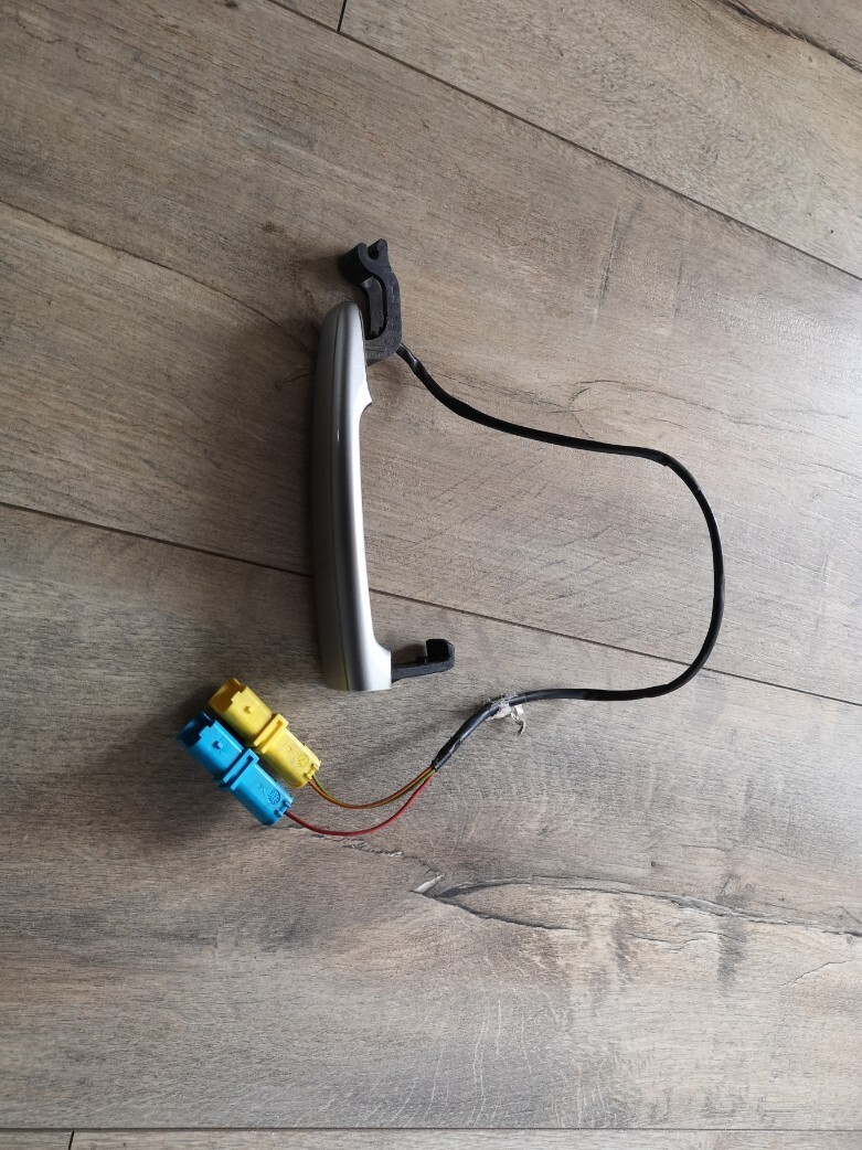 Peugeot 307 cc lift klamka lewa srebrna Lisi Ogon Ogłoszenie na