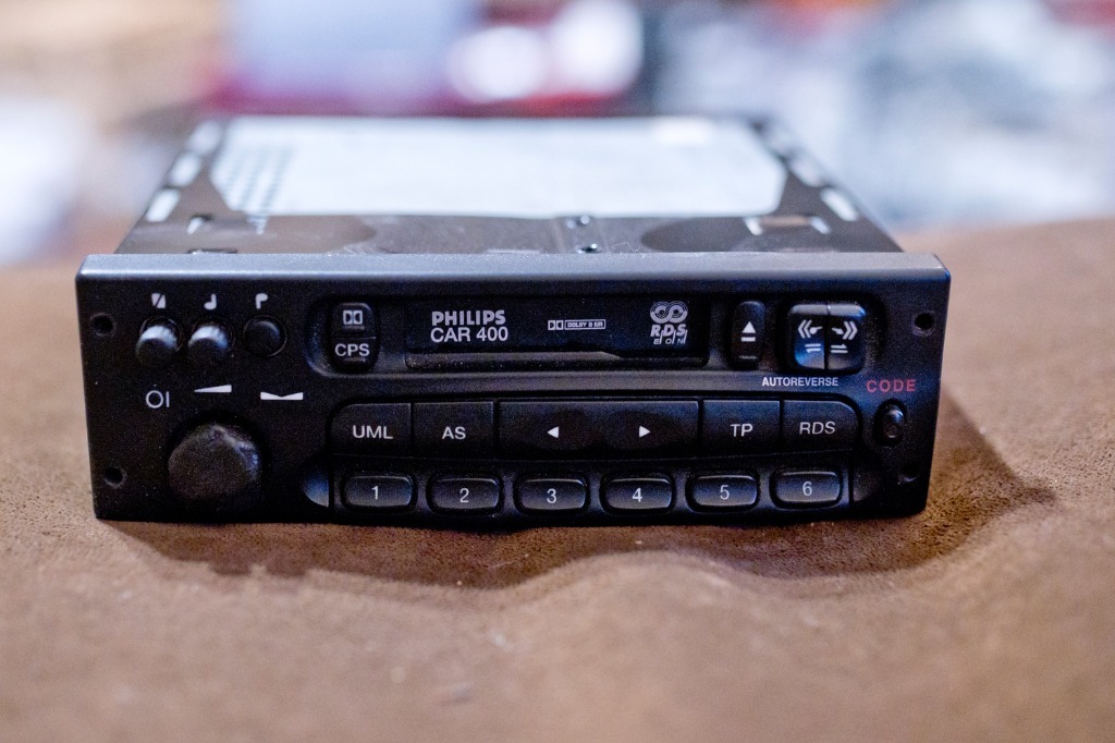 Radio Philips car 400 | Dołuje | Kup teraz na Allegro Lokalnie