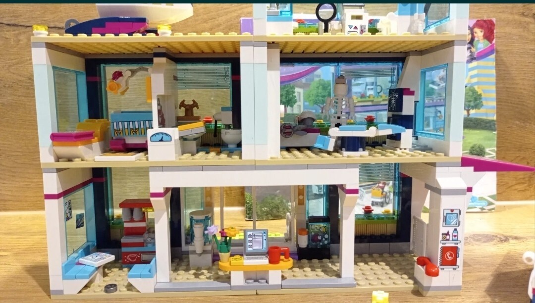 Lego Friends Szpital 41318 komplet z pudelkiem | Mys??owice | Kup teraz na Allegro Lokalnie