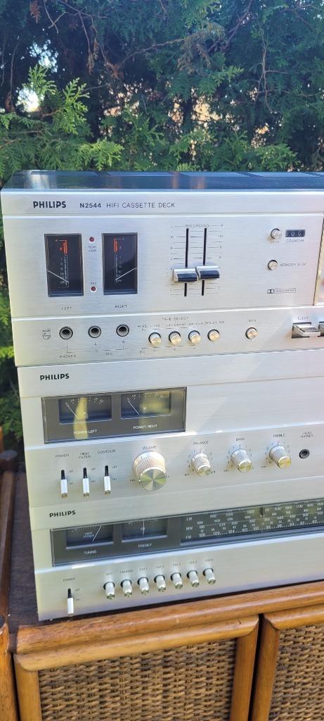 Pyramid Tuner hi-fi AM-FM stéréo Photo #4145737 - Canuck Audio Mart