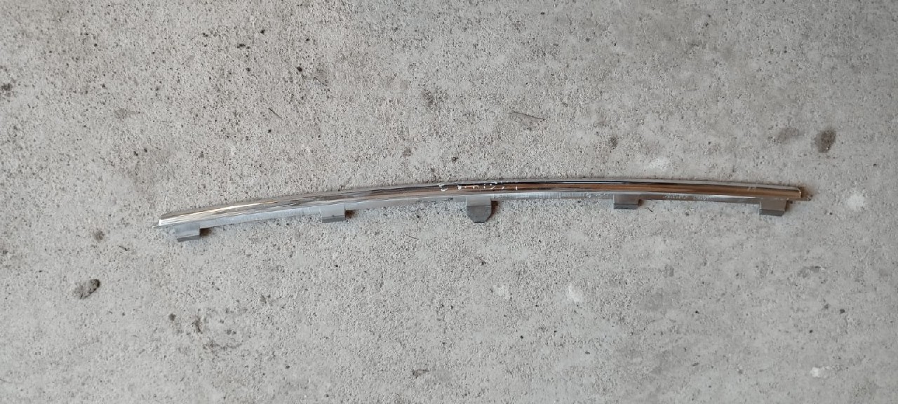 RENAULT LAGUNA 3 НАКЛАДКА БАМПЕРА P0012685 ХРОМ ПЕРІД 