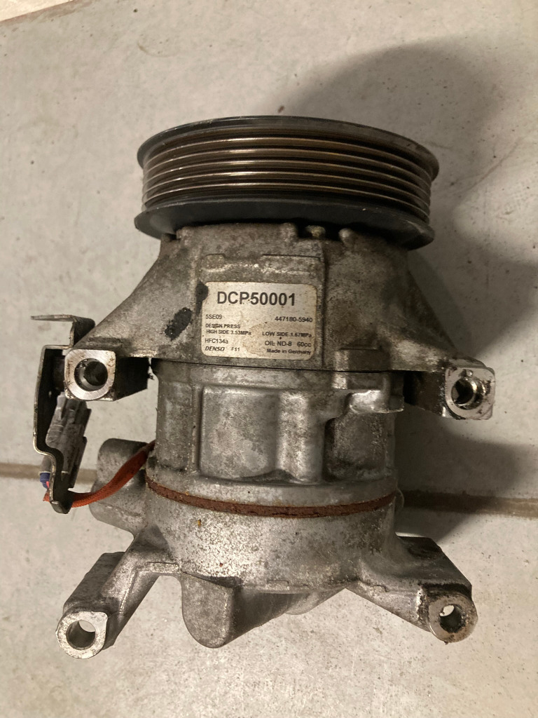 КОМПРЕСОР КОНДИЦІОНЕРА DENSO DCP50001 DO YARIS I 