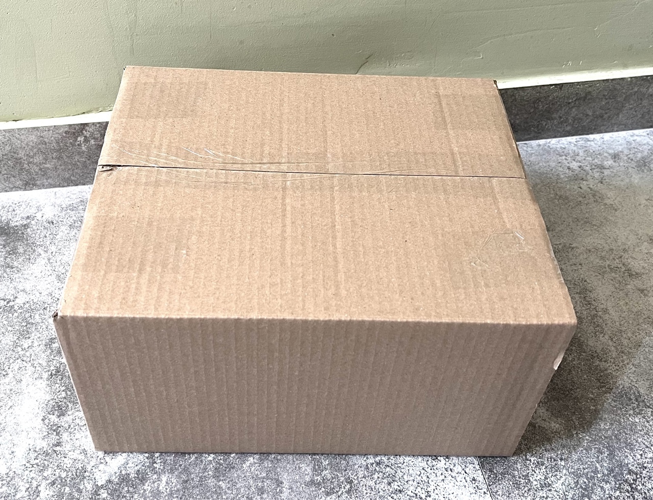 BOX AMAZON ZWROTY KONSUMENCKIE / NADWYŻKI MAG. GSM Warszawa