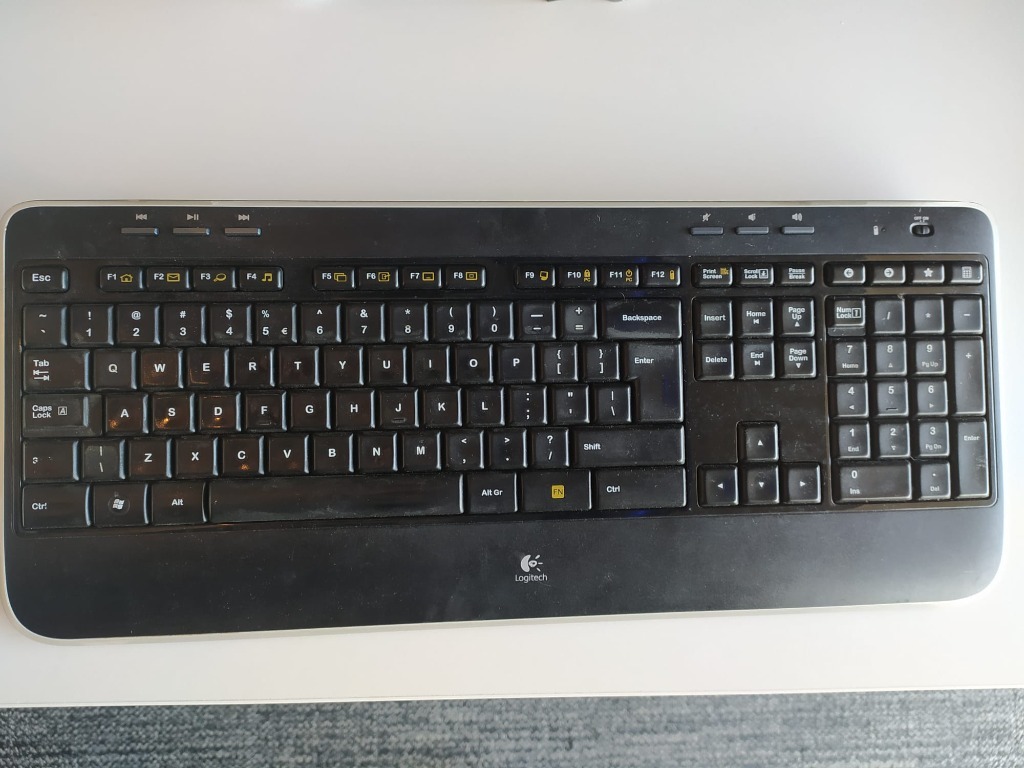 Klawiatura bezprzewodowa Logitech K520 | Kraków | Ogłoszenie na Allegro ...